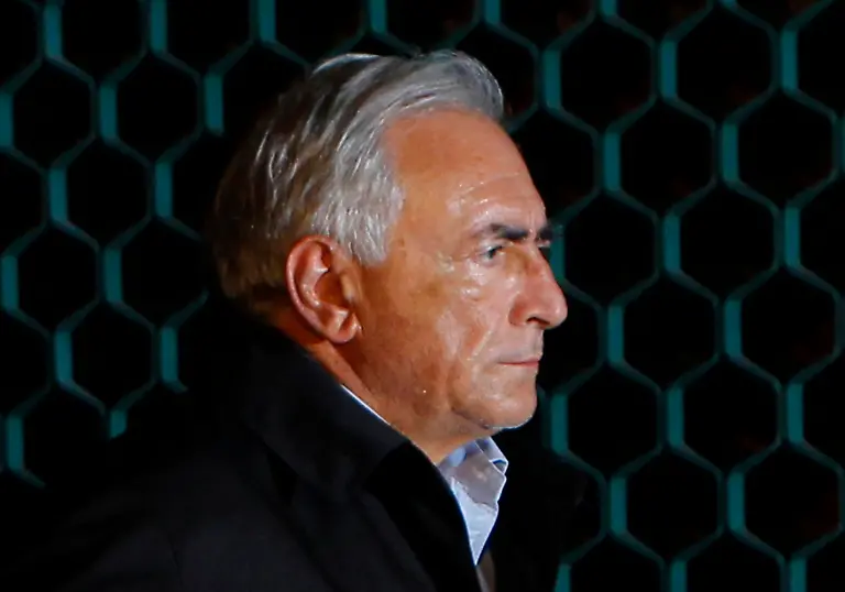 2011-05-16T043027Z-01-NYK310R-RTRMDNP-3-STRAUSSKAHN-JPG2058613348611676095