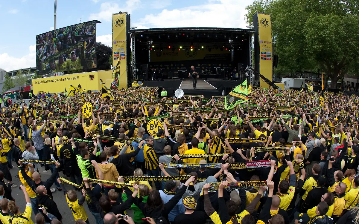 2xwd1211-jpg2554147168942034394