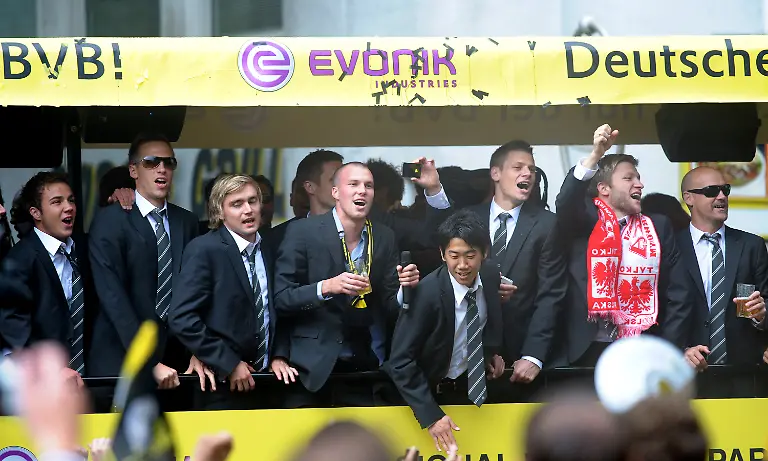 2xwc5859-jpg155259419360616906