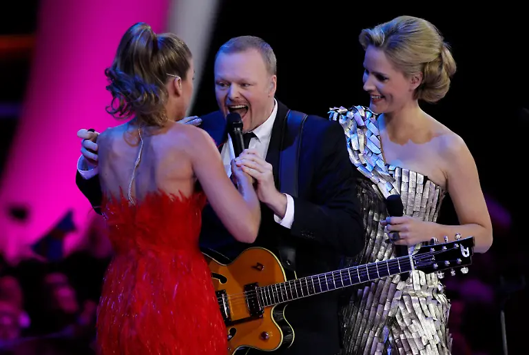 1305400083-jpg3500025339884899325