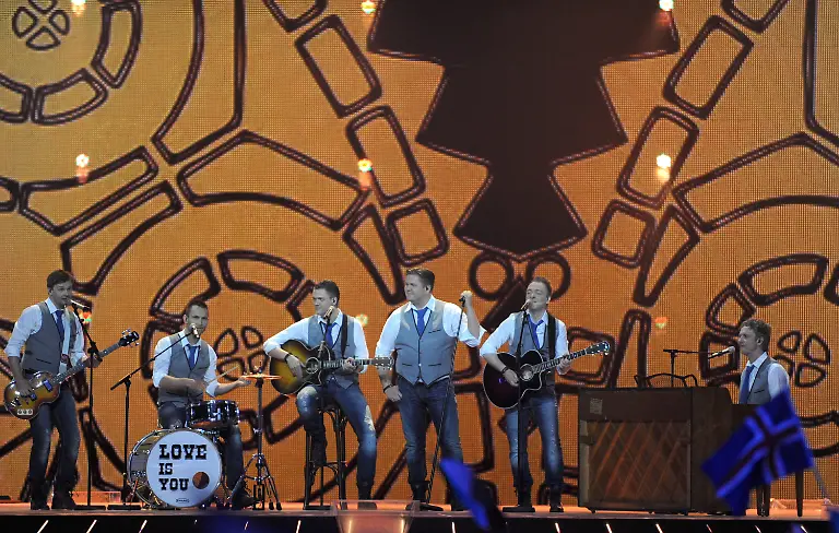 2xvz0528-jpg468114765125952254