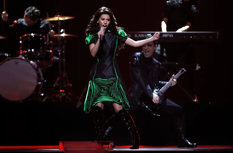 1305406792-jpg5461629891780192322