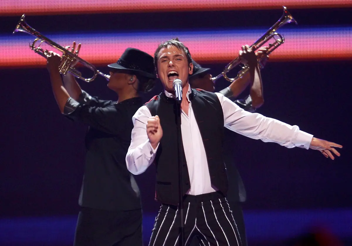 2011-05-14T203513Z-01-STN149-RTRMDNP-3-EUROVISION-JPG2685071274296752947