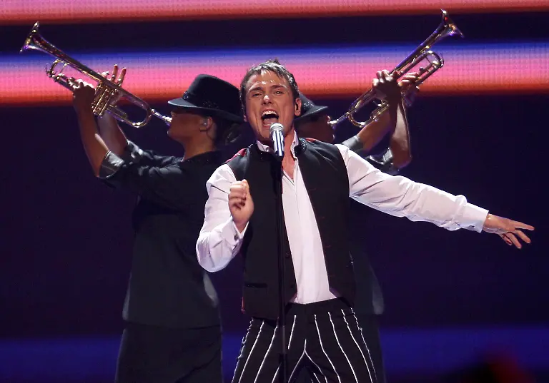 2011-05-14T203513Z-01-STN149-RTRMDNP-3-EUROVISION-JPG2685071274296752947