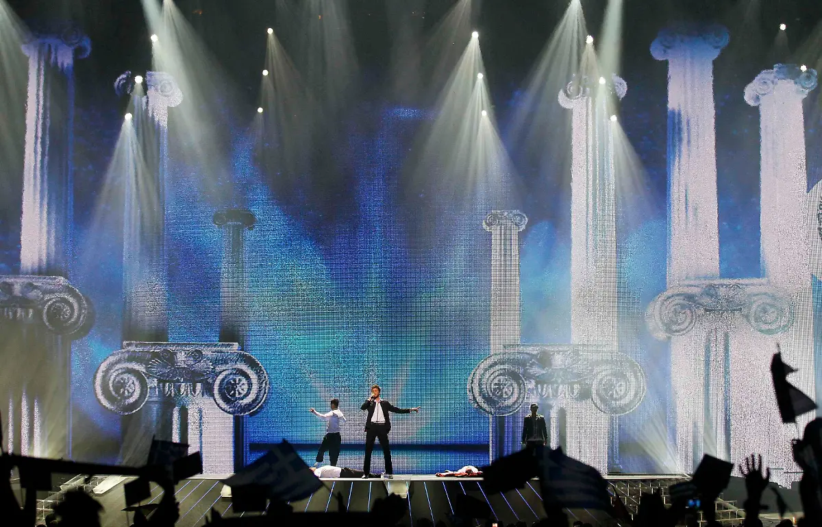 2011-05-14T200418Z-01-STN134-RTRMDNP-3-EUROVISION-JPG3244920292910634406