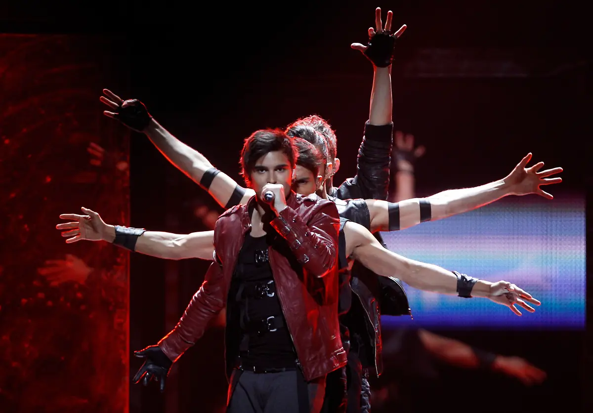 DAB4043-20110514-jpg9157531775458639356