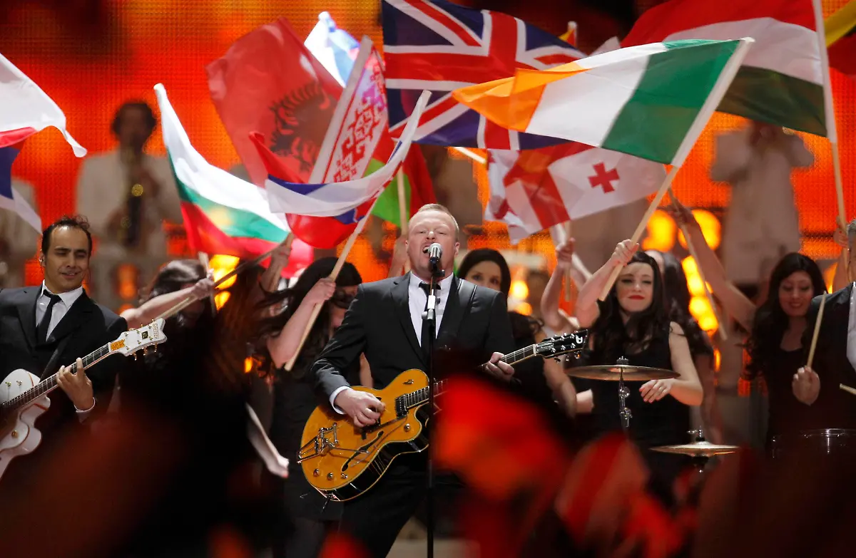 2011-05-14T192228Z-01-STN108-RTRMDNP-3-EUROVISION-JPG6028373571127991369