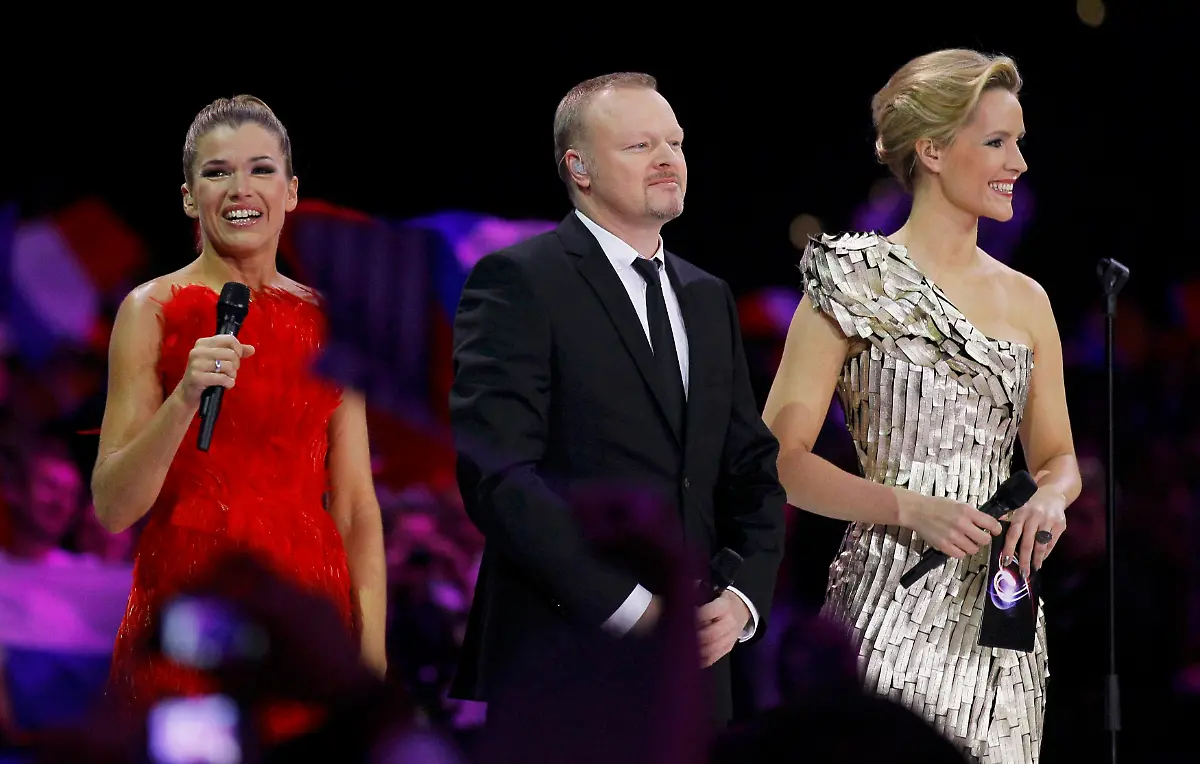 2011-05-14T191645Z-01-STN104-RTRMDNP-3-EUROVISION-JPG3973850569497994057