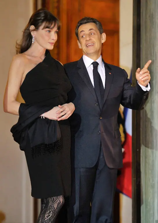 2011-05-10T142759Z-01-PHW56-RTRMDNP-3-FRANCE-FIRSTLADY-JPG5892165730479244297