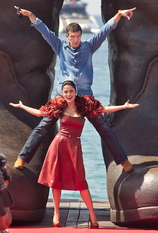 2xtv5330-jpg5648280622814303409