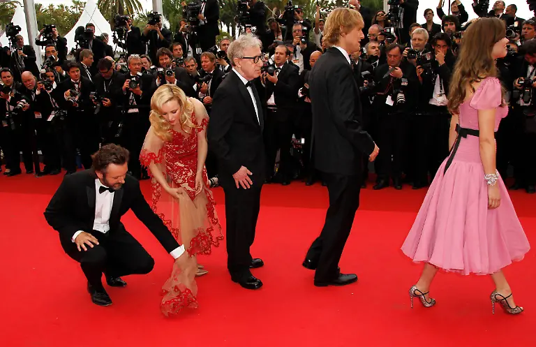 1305141811-jpg5804843511855679395