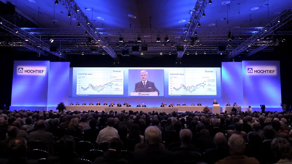 2xub5222-jpg631943122262386902