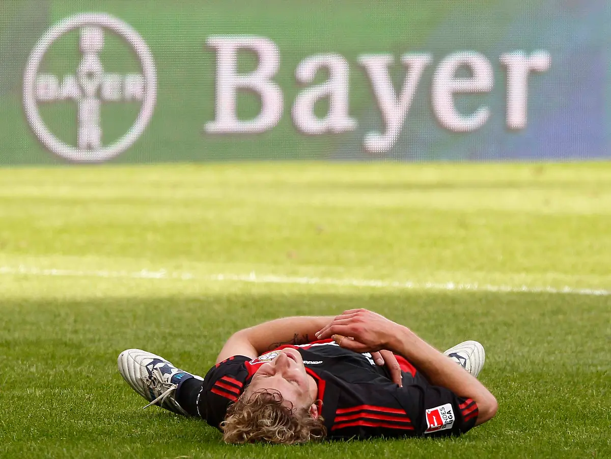 1304786928-jpg4954106835810085460