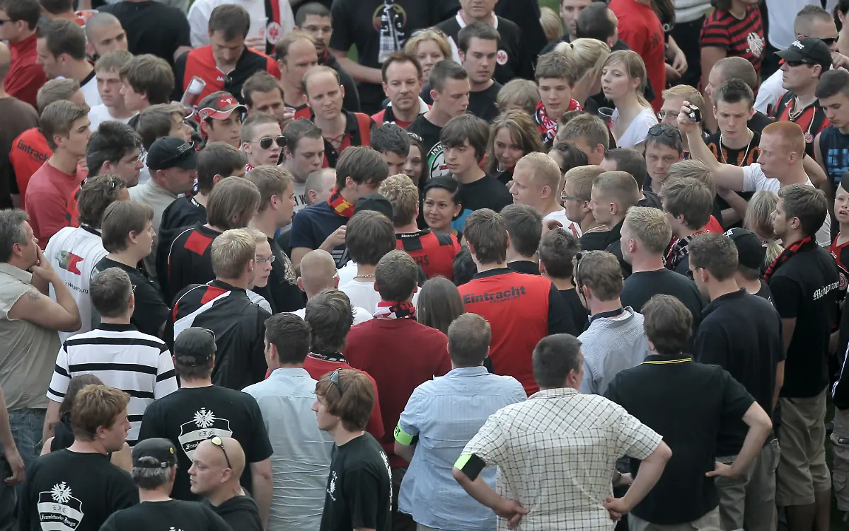 2xr75846-jpg883297362359138004