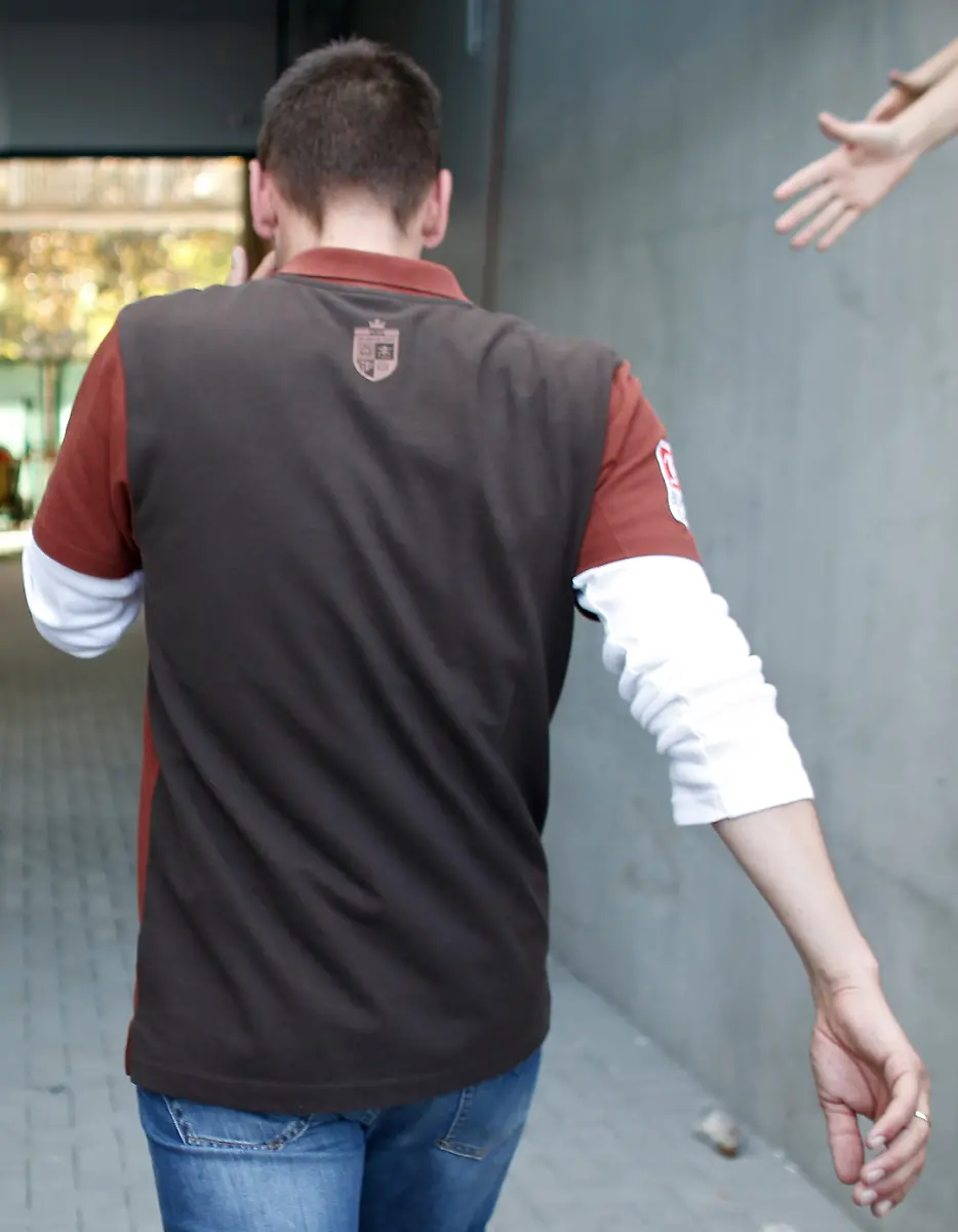 1304785160-jpg7717565355033499598