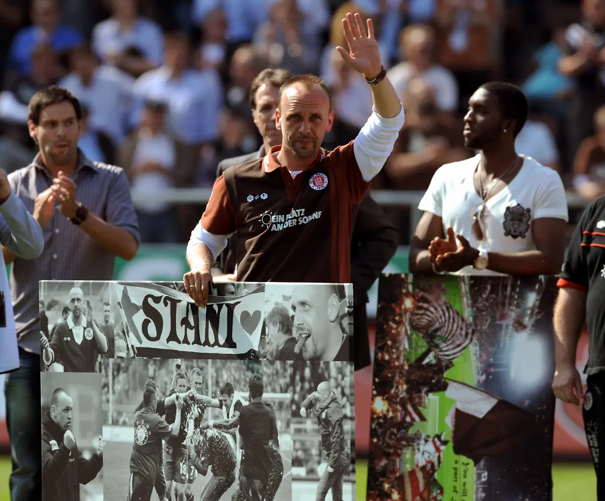 2xr44847-jpg2060463839795126205