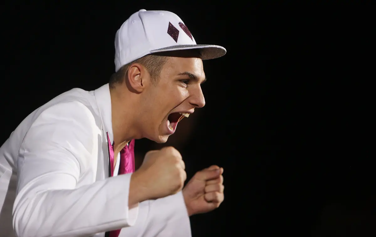 2xrd2744-jpg3746722569587174348