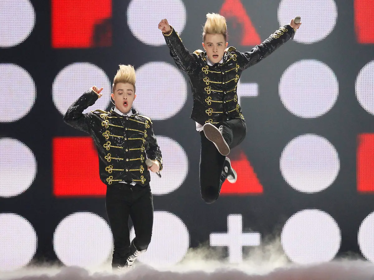 2011-05-04T171055Z-01-WR49-RTRMDNP-3-EUROVISION-JPG1219113603397584955