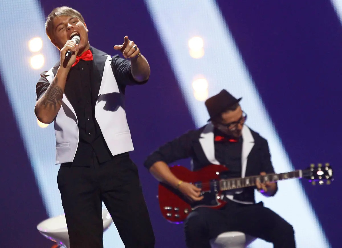 2011-05-04T144854Z-01-WR39-RTRMDNP-3-EUROVISION-JPG3017725016923506077