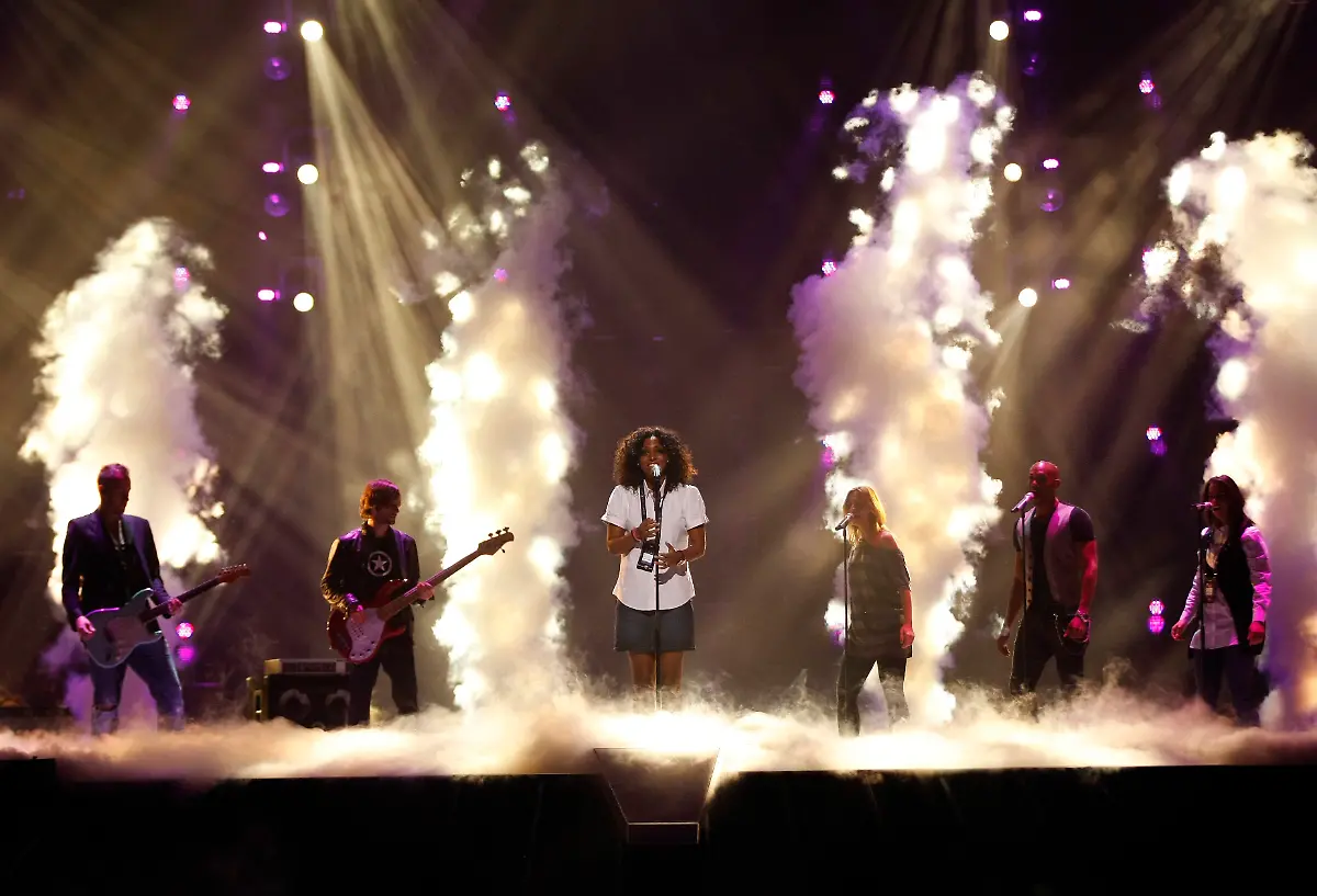 2011-05-02T102307Z-01-INA10-RTRMDNP-3-EUROVISION-JPG432244750564808963