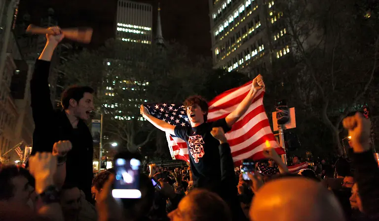 1304318221-jpg780190080881371830