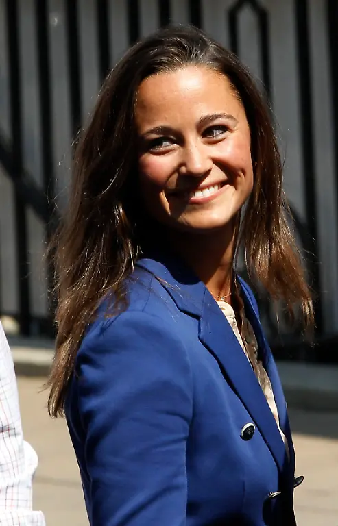 2011-04-30T132649Z-01-SLP104-RTRMDNP-3-BRITAIN-WEDDING-JPG2104891353398005365