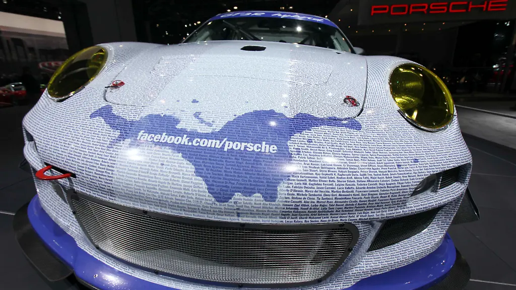 2011-04-21T185724Z-01-NYK321-RTRMDNP-3-USA-JPG2796332761140202129