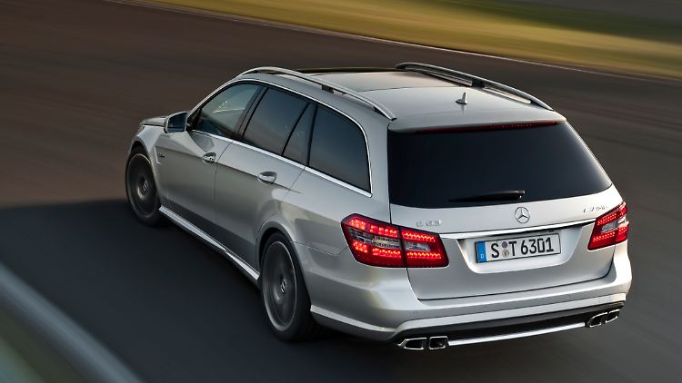 Daimler sitzt die Konkurrenz im Nacken.