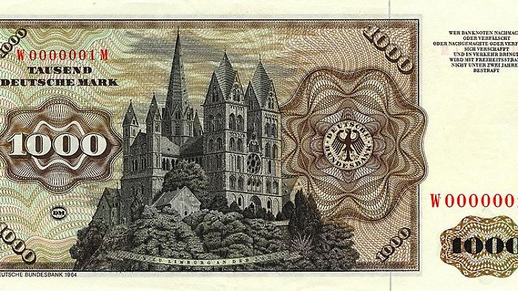Solide wie der Dom zu Limburg? Die gute alte D-Mark.