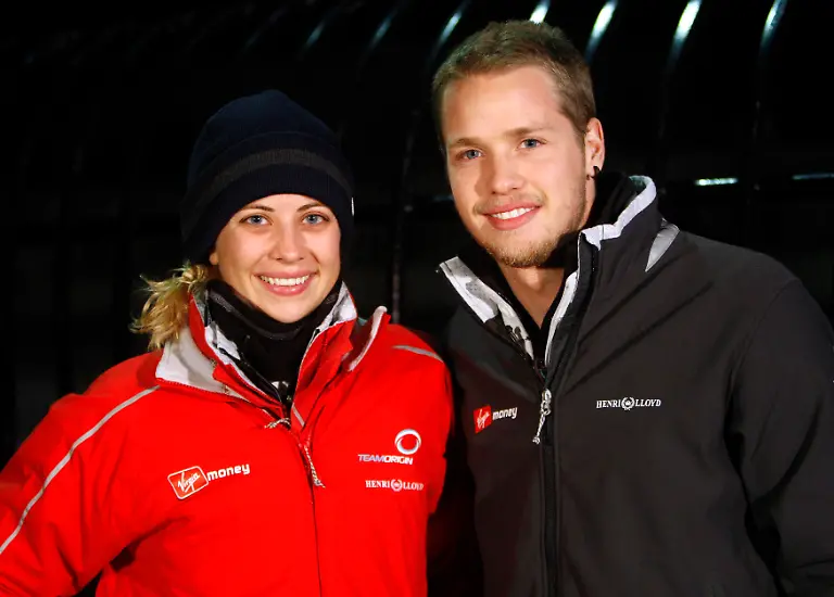 2011-04-20T083411Z-01-SIN018-RTRMDNP-3-BRITAIN-WEDDING-JPG6753571383278130715