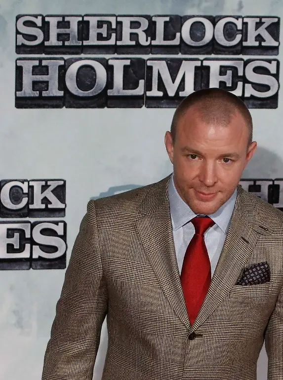 2011-04-20T083101Z-01-SIN014-RTRMDNP-3-BRITAIN-WEDDING-JPG864459177623108023