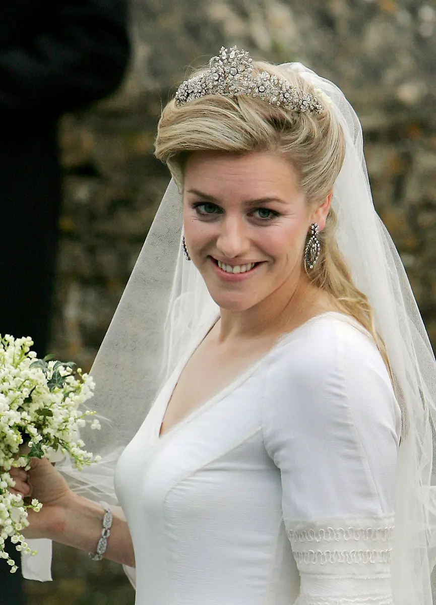 2011-04-20T082828Z-01-SIN002-RTRMDNP-3-BRITAIN-WEDDING-JPG5925194741169440066