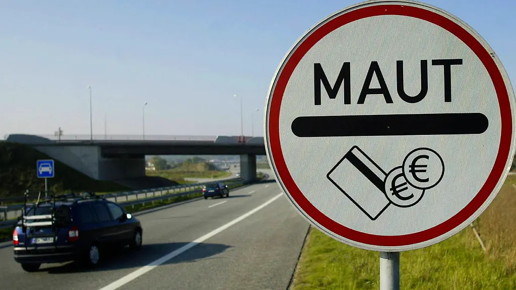 1303111223-jpg765625490374623290