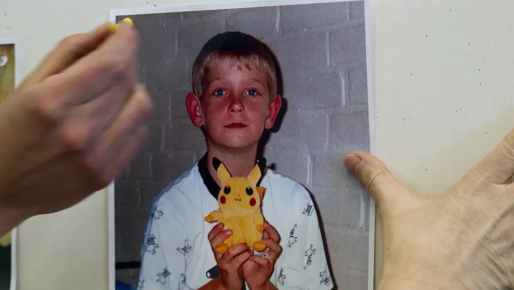 1302867758-jpg1476459140519128124