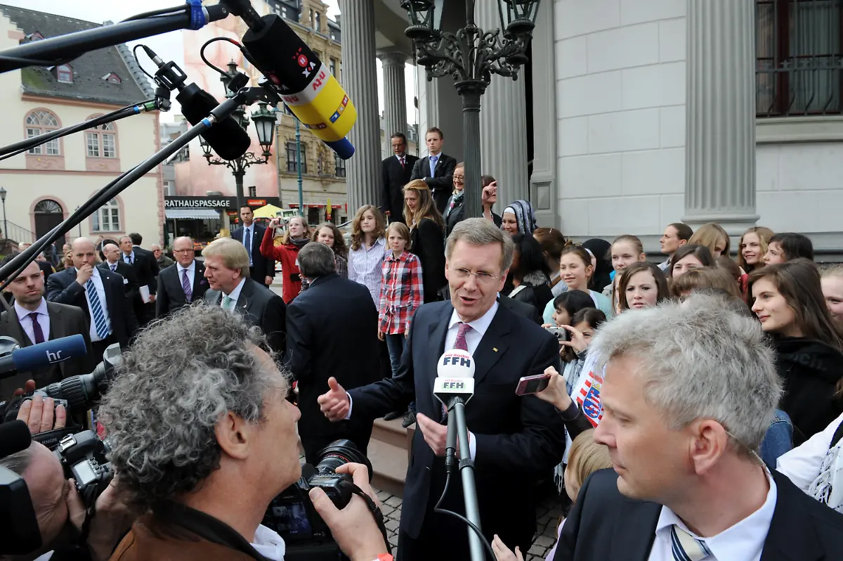 2xb30502-jpg3724263821208222167