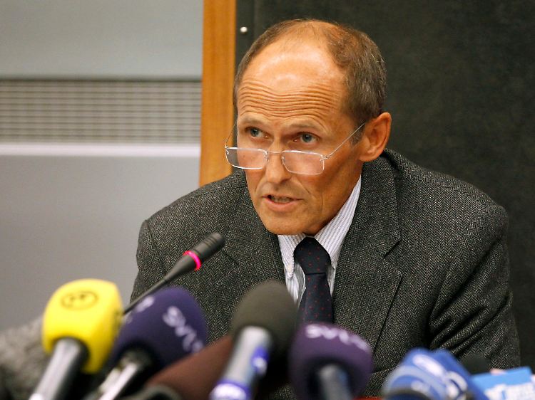 Richter Kim Heger informierte über die Vernehmung des Attentäters und seine Haftbedingungen.