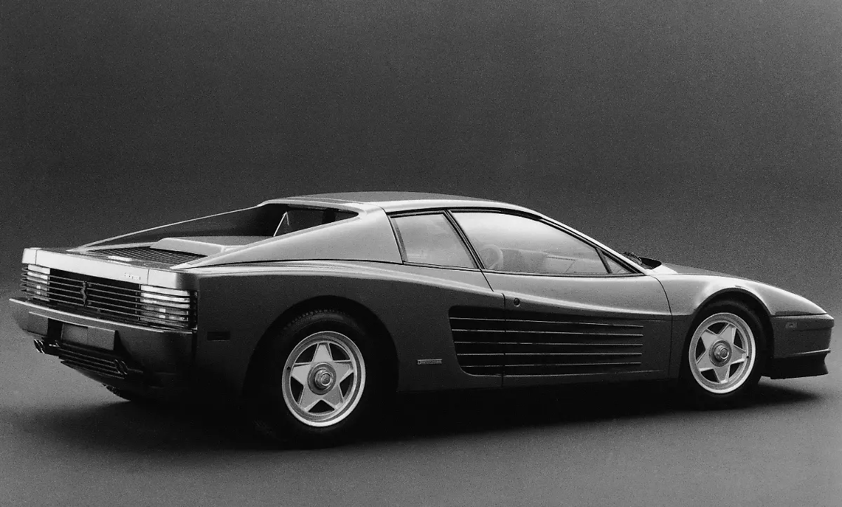 1984-ferrari-testarossa