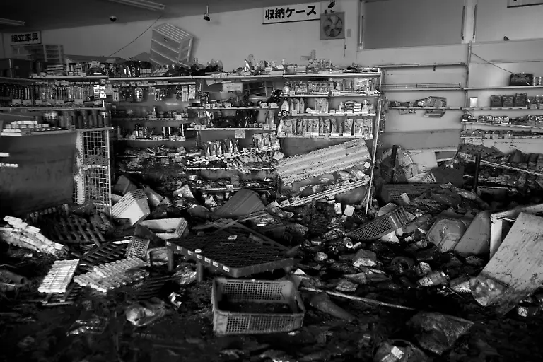 1302574575-jpg5952796393282144660