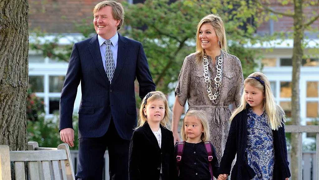 1302520656-jpg6508013417891714758