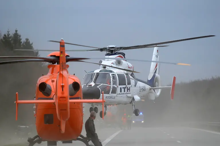 080411ROS310-080411ROS310-jpg3005896193671551446