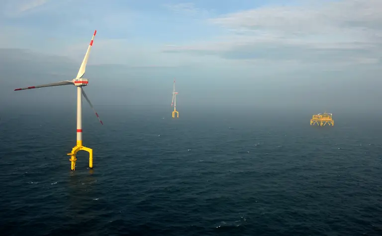 1302100032-jpg6103914227194493139