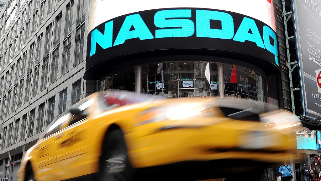 2x2d4026-jpg1892773165836381945