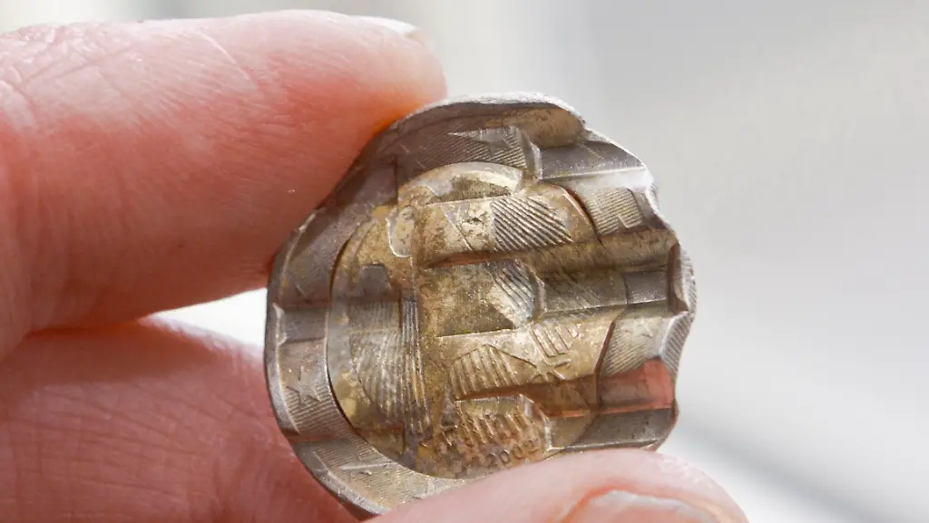 2x1s4215-jpg7061579657006788380