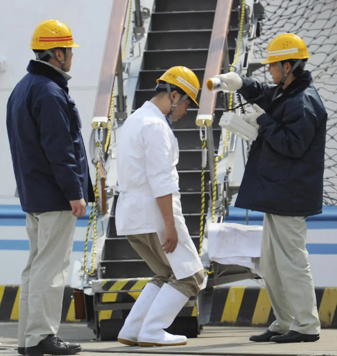 1301058396-jpg1645295642427490942