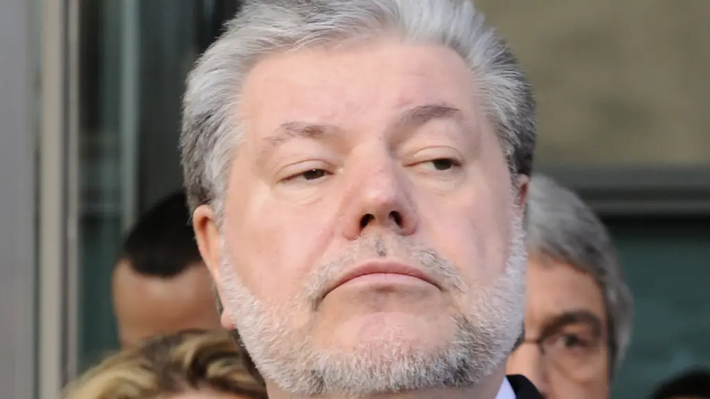 1301245405-jpg2607378176670087161