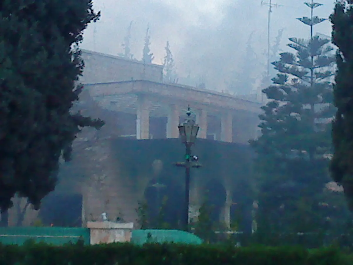 2011-03-26T201500Z-01-SGP02-RTRMDNP-3-SYRIA-JPG2403878974660109481