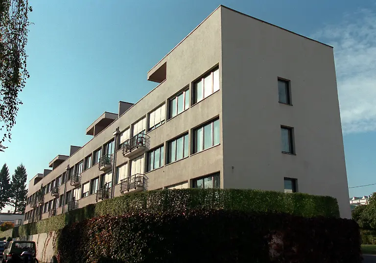 mies-van-der-rohe-stuttgart