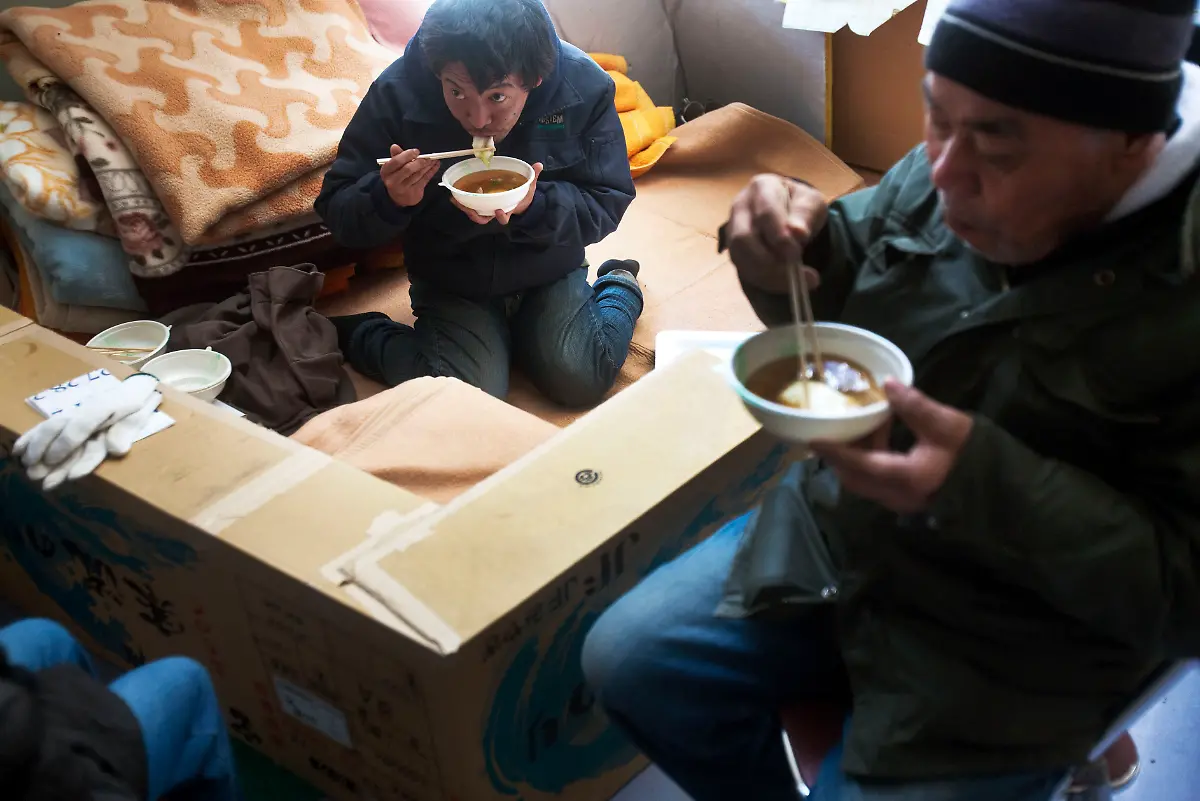 1300430249-jpg2751335607605085647