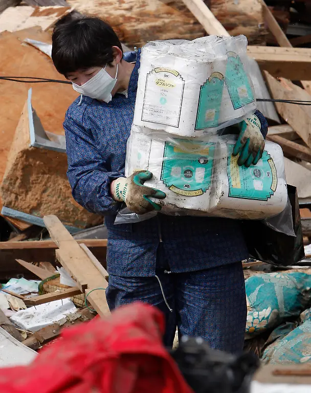 1300358830-jpg1123589462392409665