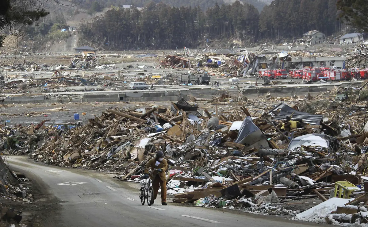 Japan-Earthquake-TTX825-jpg1223870926977218738
